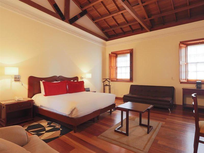 Hotel Santa Lucia Boutique Spa ボゴタ エクステリア 写真 A room at the hotel