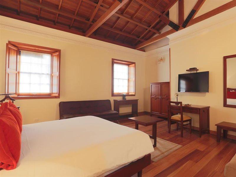 Hotel Santa Lucia Boutique Spa ボゴタ エクステリア 写真 A room at the hotel
