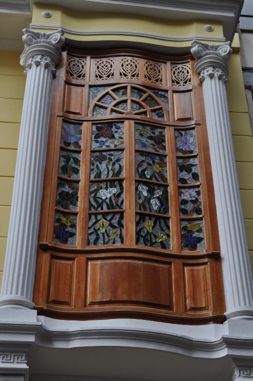 Hotel Santa Lucia Boutique Spa ボゴタ エクステリア 写真 Stained glass window