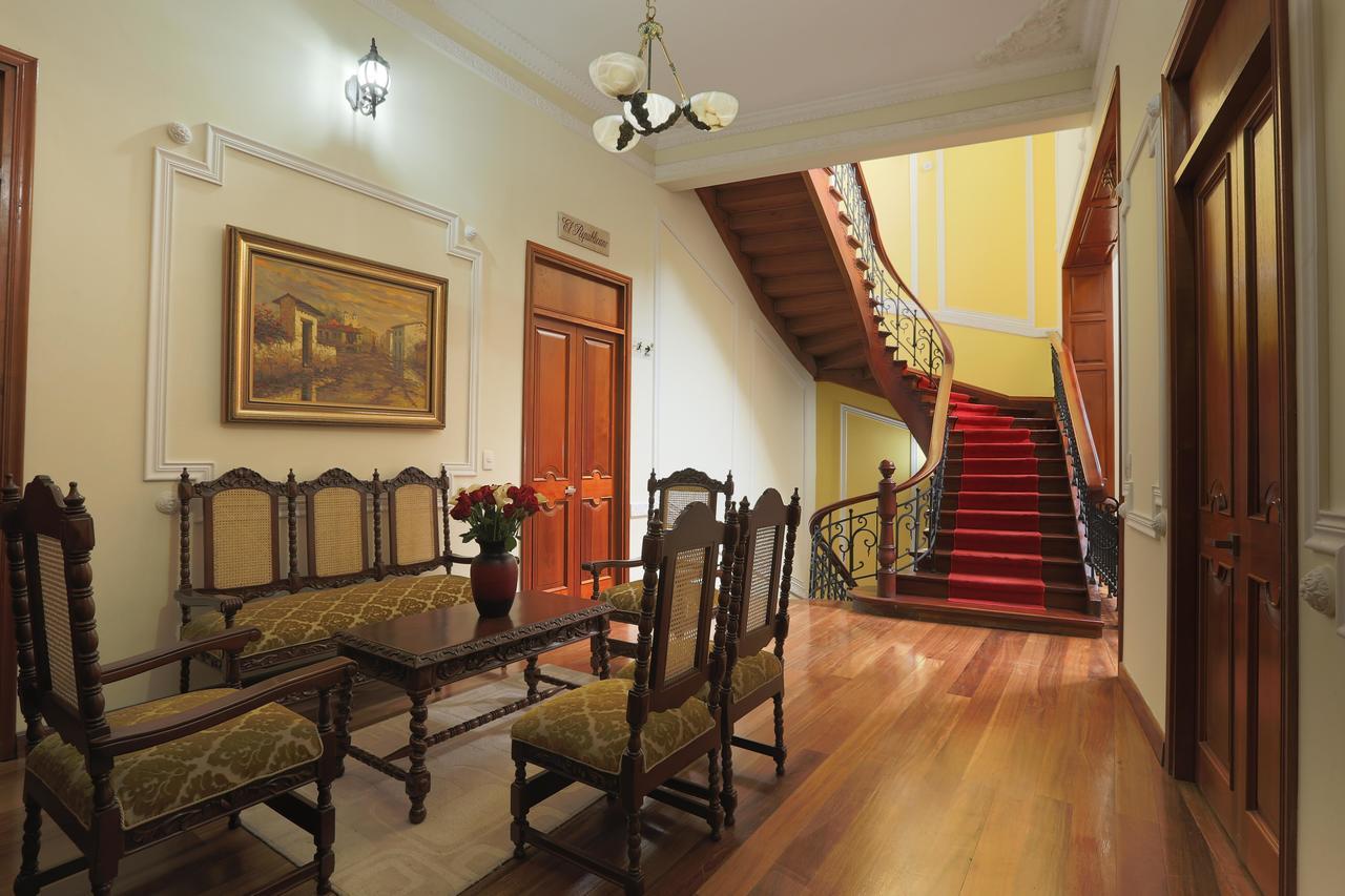 Hotel Santa Lucia Boutique Spa ボゴタ エクステリア 写真 Interior of the house